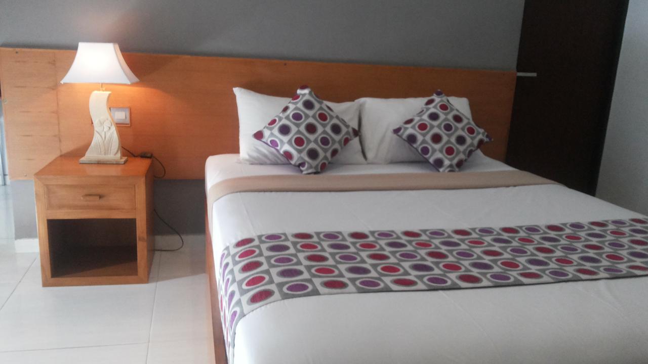 Hotel Mandari Pabean Buleleng Exterior foto