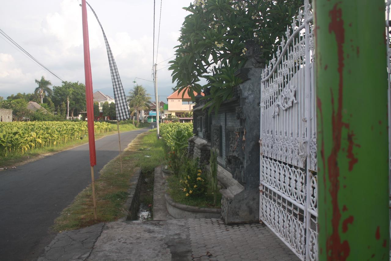 Hotel Mandari Pabean Buleleng Exterior foto