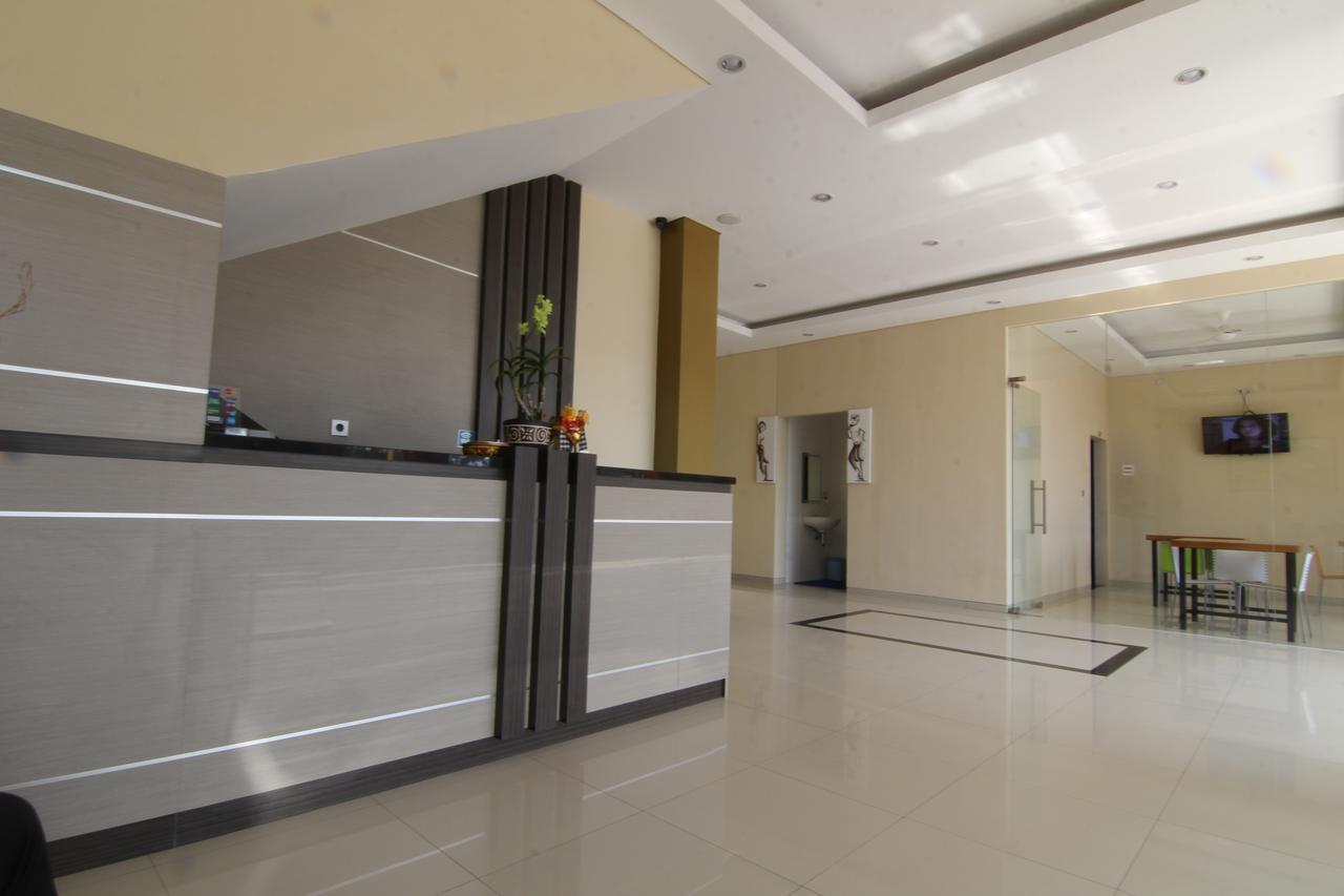 Hotel Mandari Pabean Buleleng Exterior foto